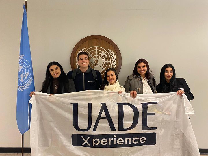 Uadeoficial 1703097265370