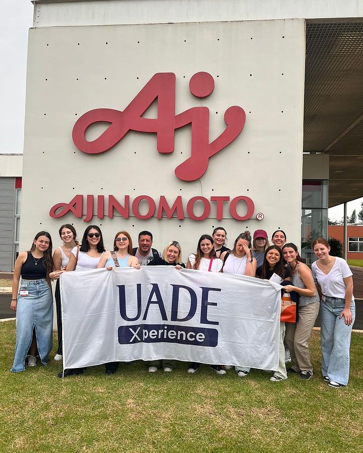 Uadeoficial 1703097347164