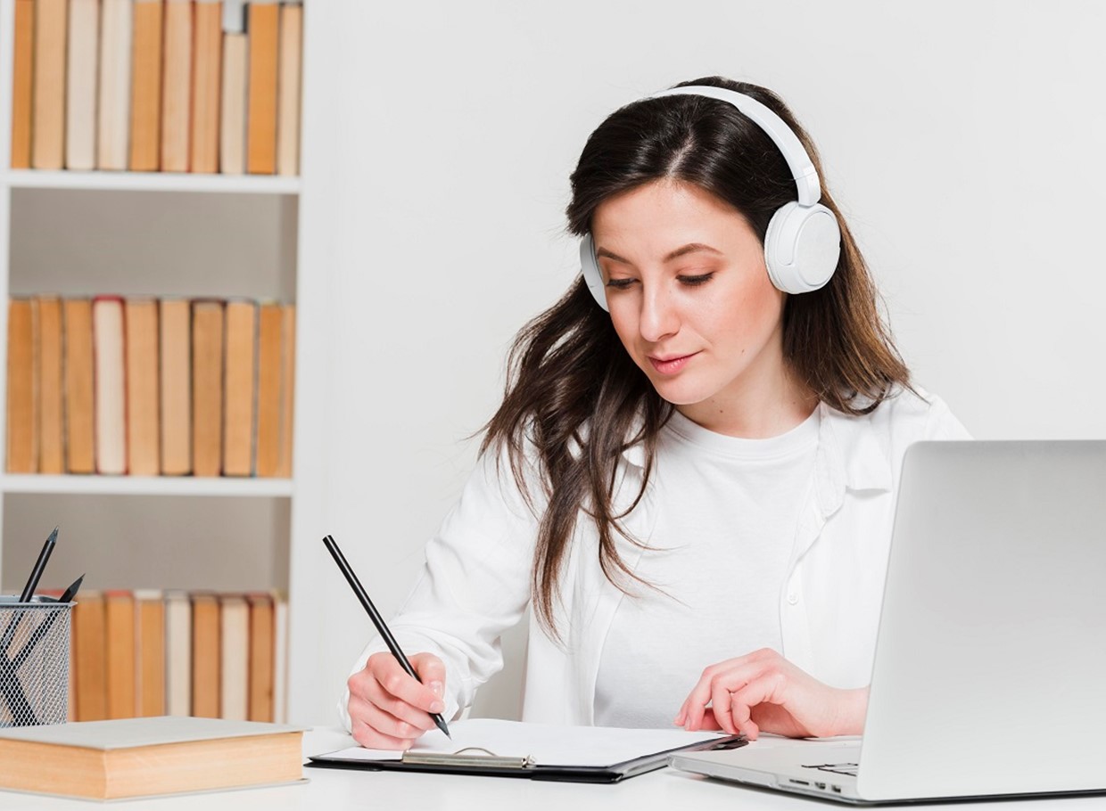 Student Listening Online Courses E Learning Concept