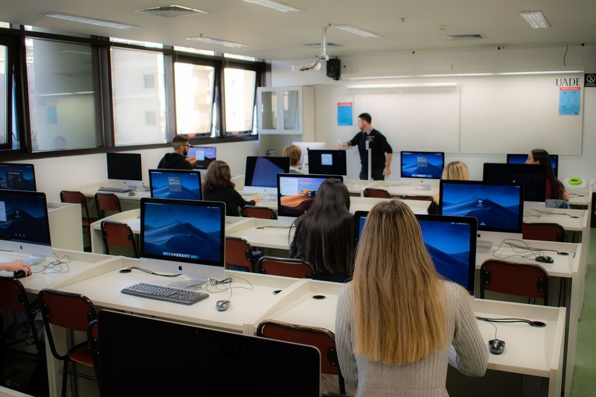 Lab MAC UADE2