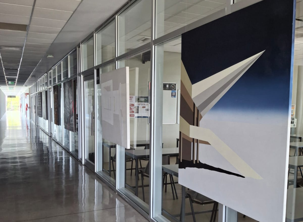 Fotogistro Montaje Muestra Pinamar 2025