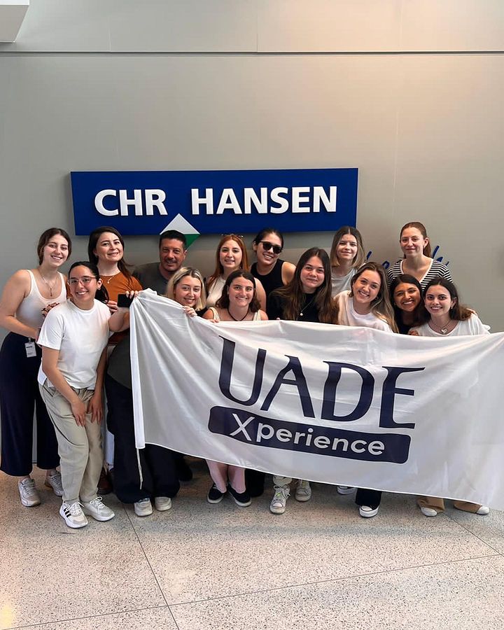 Uadeoficial 1703097353432